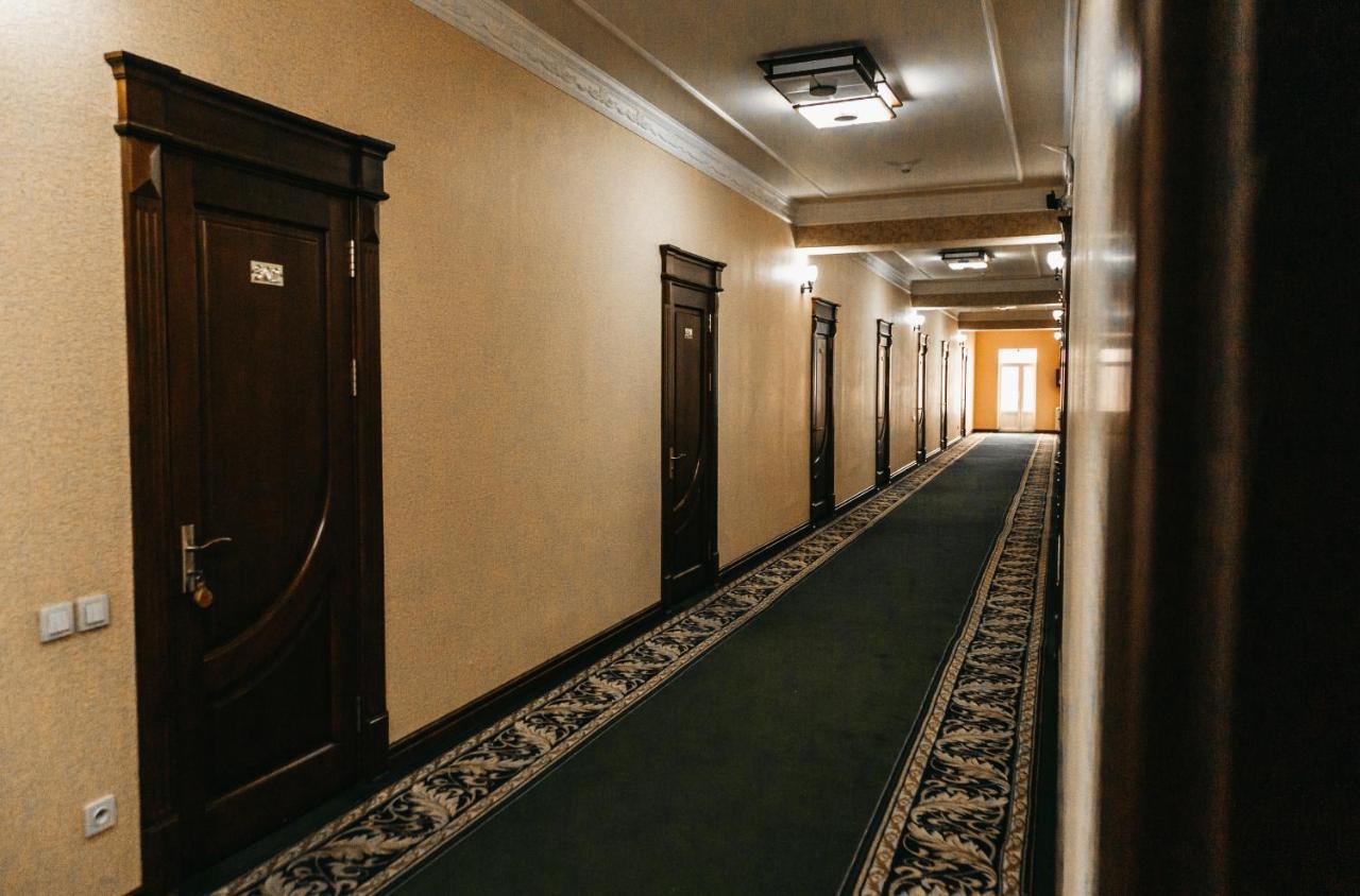 Buyuk Ipak Yo'Li Hotel Namangán Kültér fotó