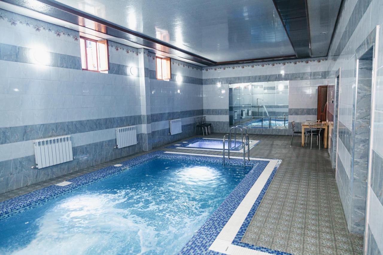 Buyuk Ipak Yo'Li Hotel Namangán Kültér fotó