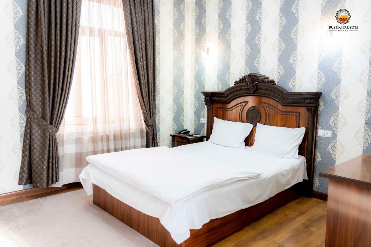 Buyuk Ipak Yo'Li Hotel Namangán Kültér fotó