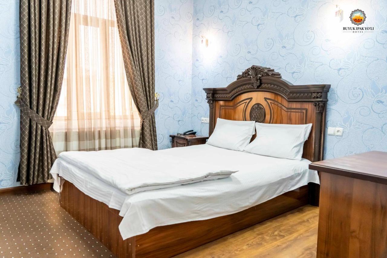 Buyuk Ipak Yo'Li Hotel Namangán Kültér fotó