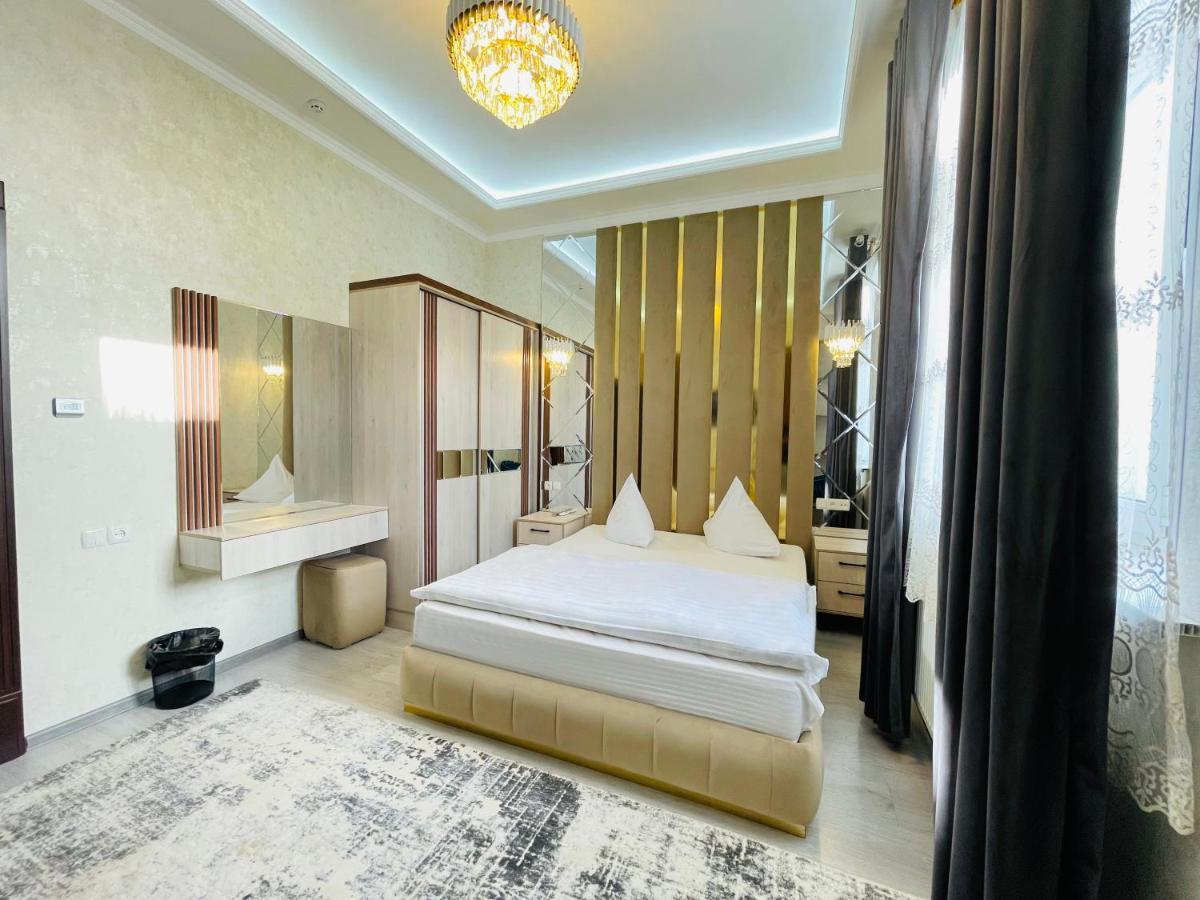 Buyuk Ipak Yo'Li Hotel Namangán Kültér fotó